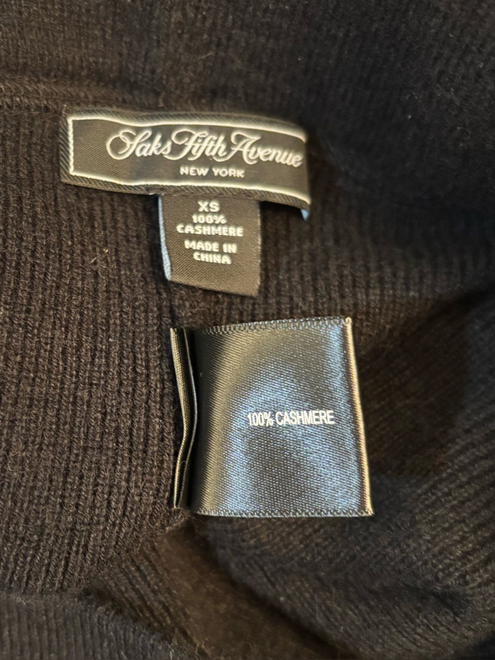 Saks Fifth Avenue Women’s Black 100% Cashmere pants